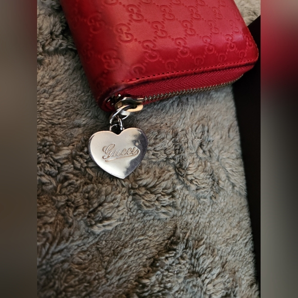 Gucci - MicroGuccissima Zippy Wallet - Picture 6 of 11